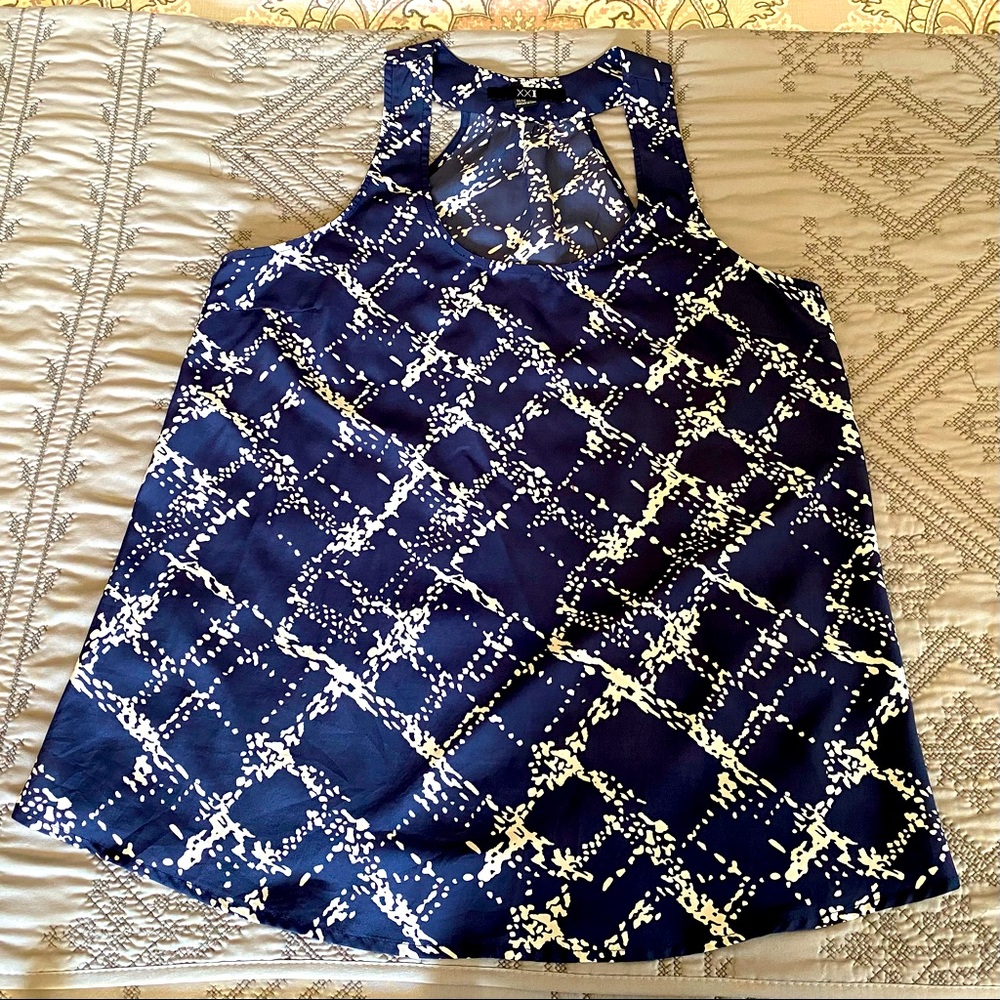 Forever 21 Blue & White Top
